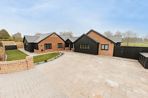 Photo 19- click for photo gallery